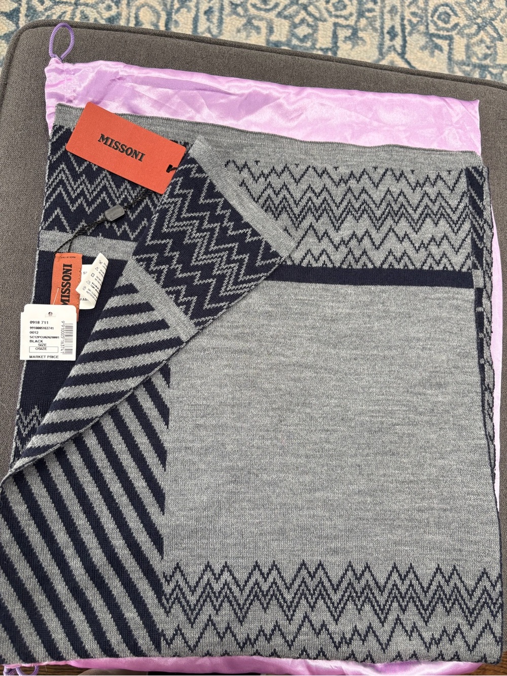 Missoni Gray & Navy Knit scarf with Graphic Zigzag Motif